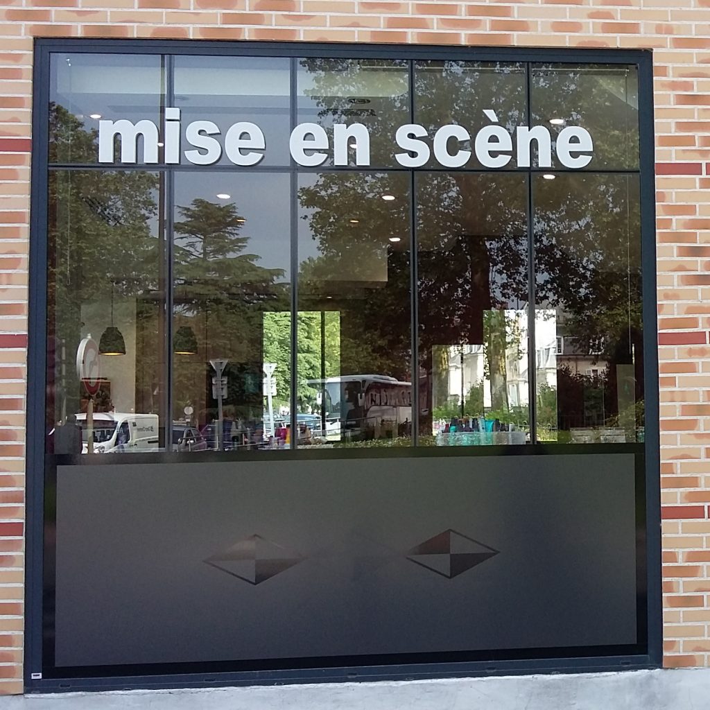 Salon de Coiffure MISE EN SCENE