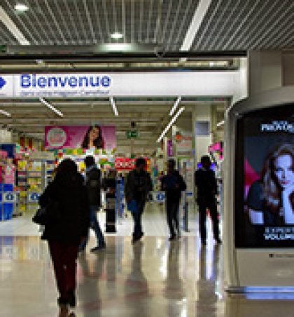 CARREFOUR PLACE D’ARC